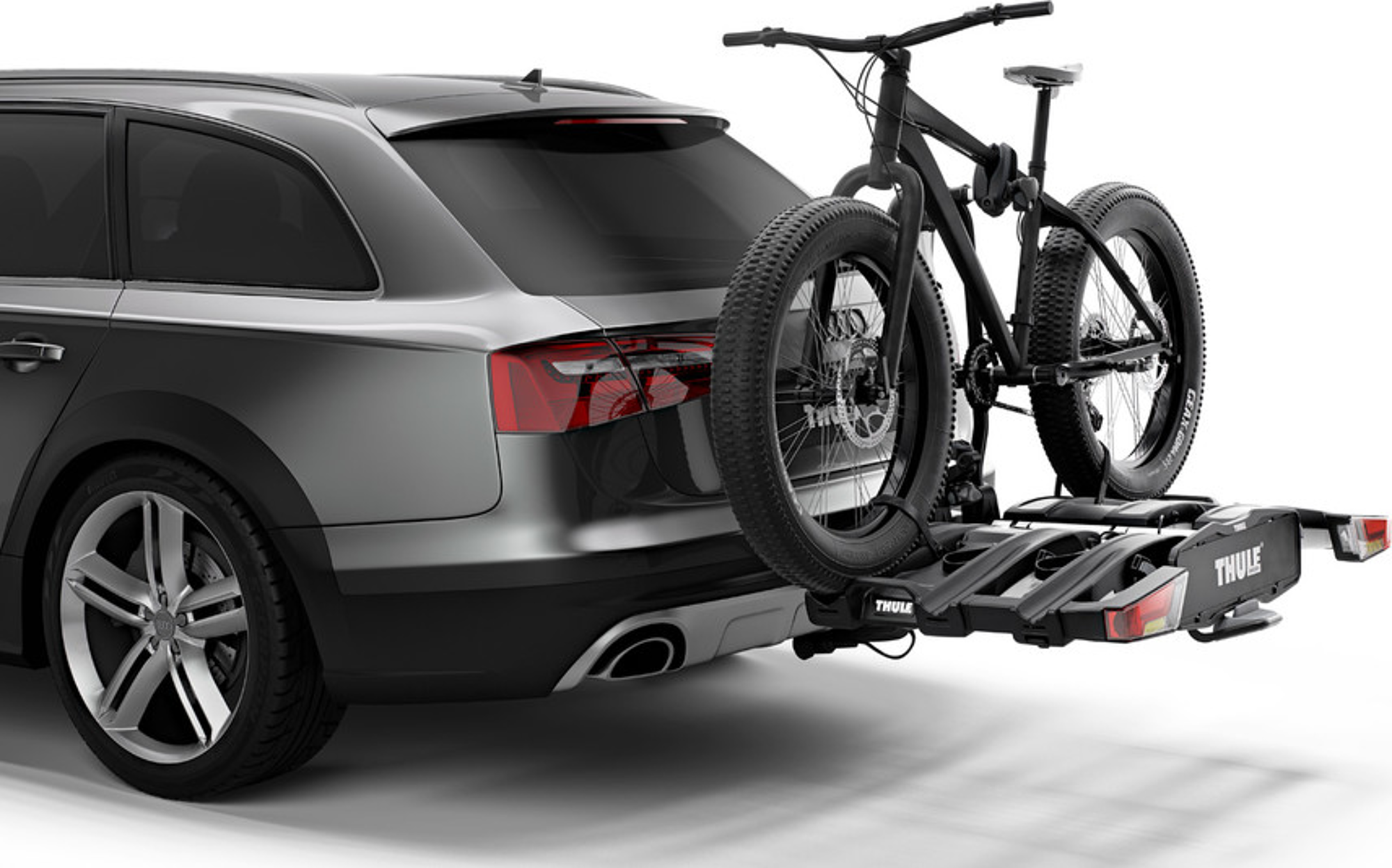 Porte-vélo Thule EasyFold XT 3 pour 3 vélos électriques lourds sur boule  d'attelage - Équipement auto